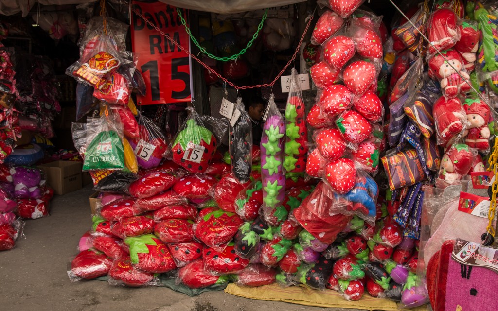 Truskawkowe stoisko na targu w Brinchang