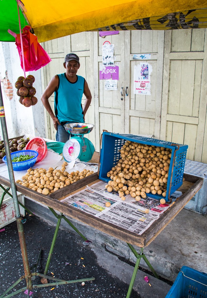 Bidor - owocowy stragan