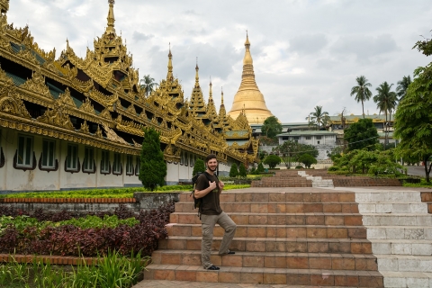 Shwedagon Pagoda z zewnątrz