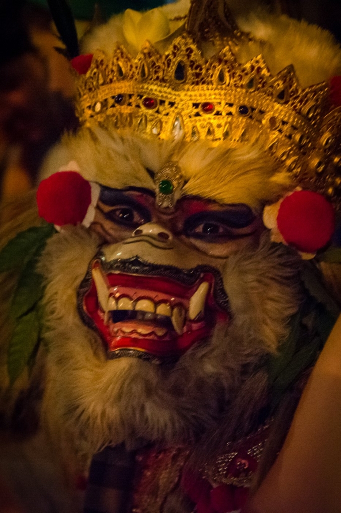 Tancerz przebrany za Hanumana - boga małpę