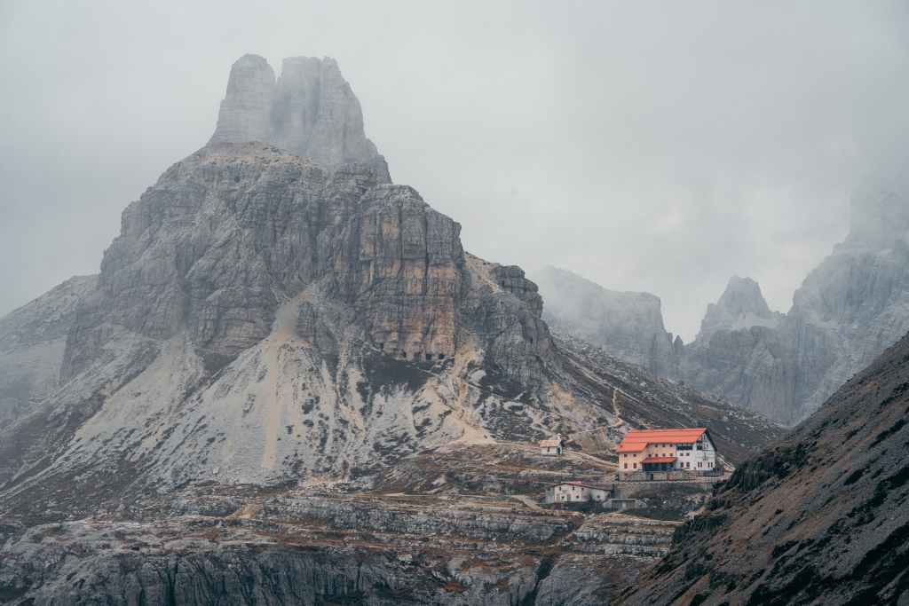 Pierwsze spojrzenie na Dreizinnenhütte